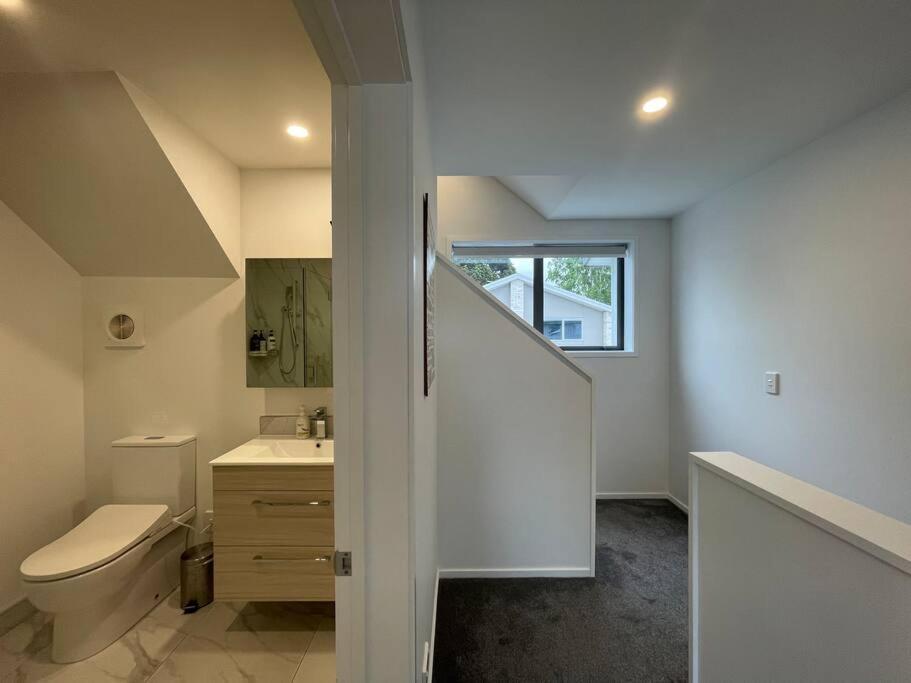 Parkside Retreat - 3 Beds -Sleeps 6 Near Westfield Villa ไครสต์เชิร์ช ภายนอก รูปภาพ