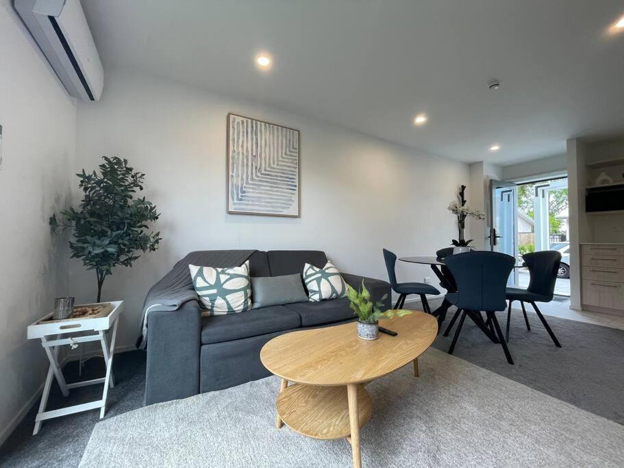 Parkside Retreat - 3 Beds -Sleeps 6 Near Westfield Villa ไครสต์เชิร์ช ภายนอก รูปภาพ